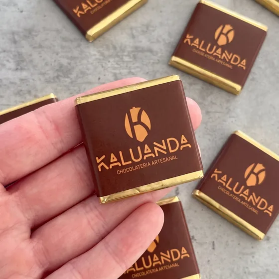 Bombons personalizados Kaluanda em caixa